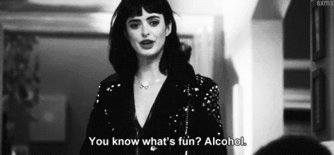 funny-drinking-alcohol-gif-8